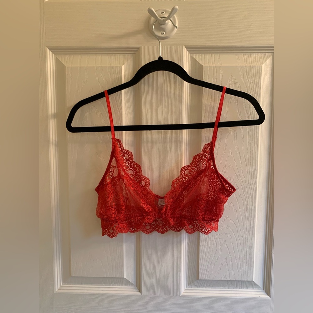 *NEW* Only Hearts NYC Red Lace Bralette Size L